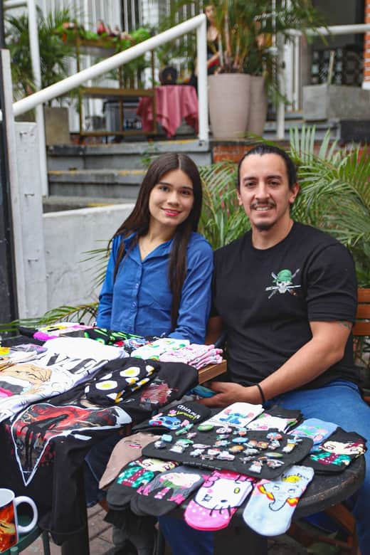 Emprendedores en los bazares de El Gato Colectivo